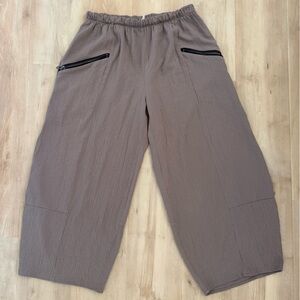 Yushi | jogger,barrel, lagenlook pant| Large